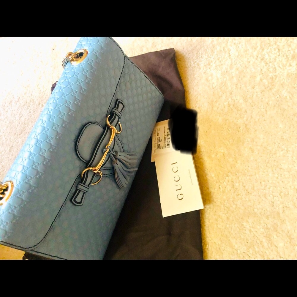 Authentic Gucci Emily - Picture 3 of 16
